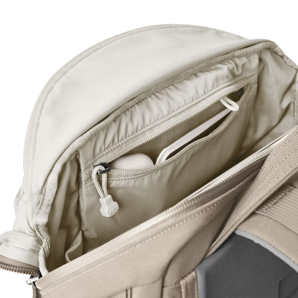 YETI Crossroads Backpack 22L